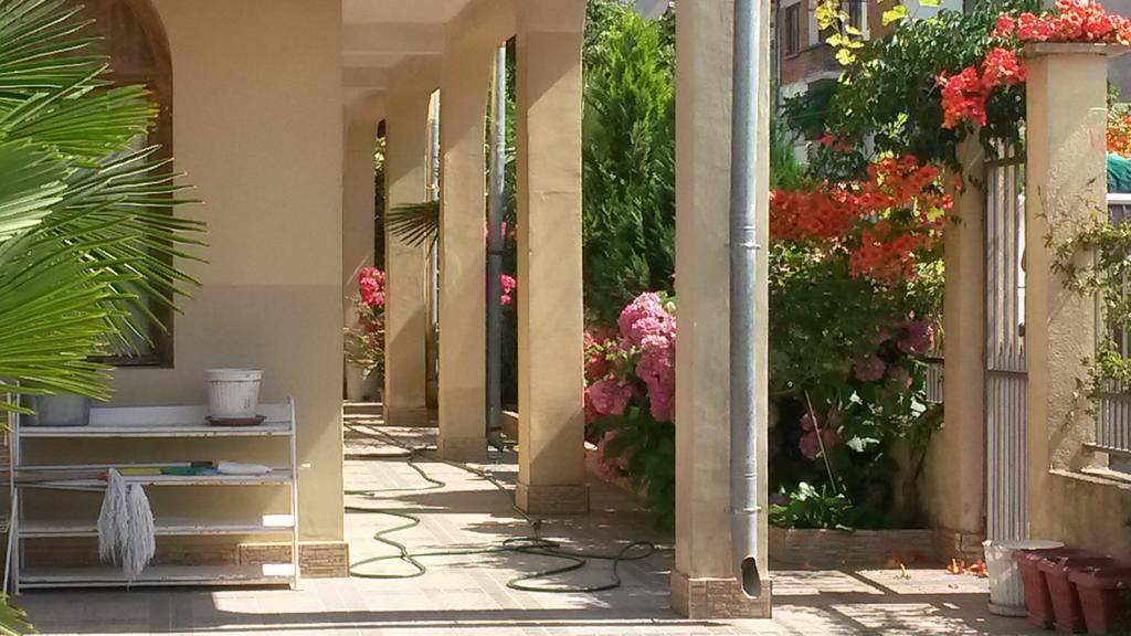 Къща За Гости Кадиеви Primorsko Exterior foto