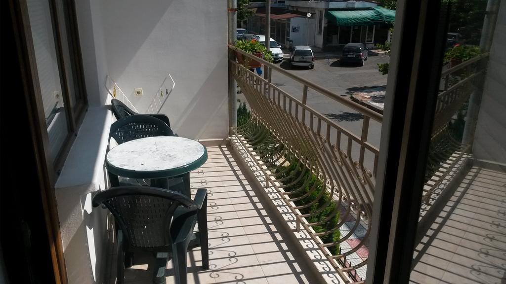 Къща За Гости Кадиеви Primorsko Exterior foto